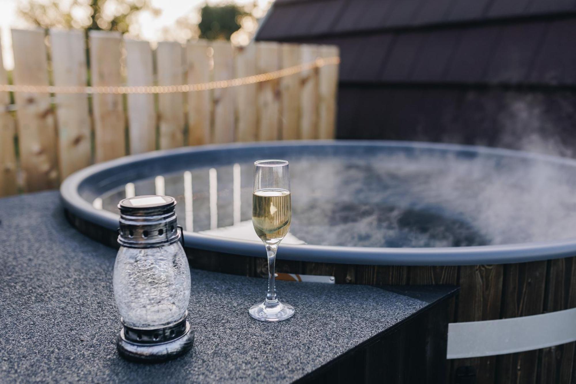 North Coast 9 Glamping Hotel Capecastle Ngoại thất bức ảnh